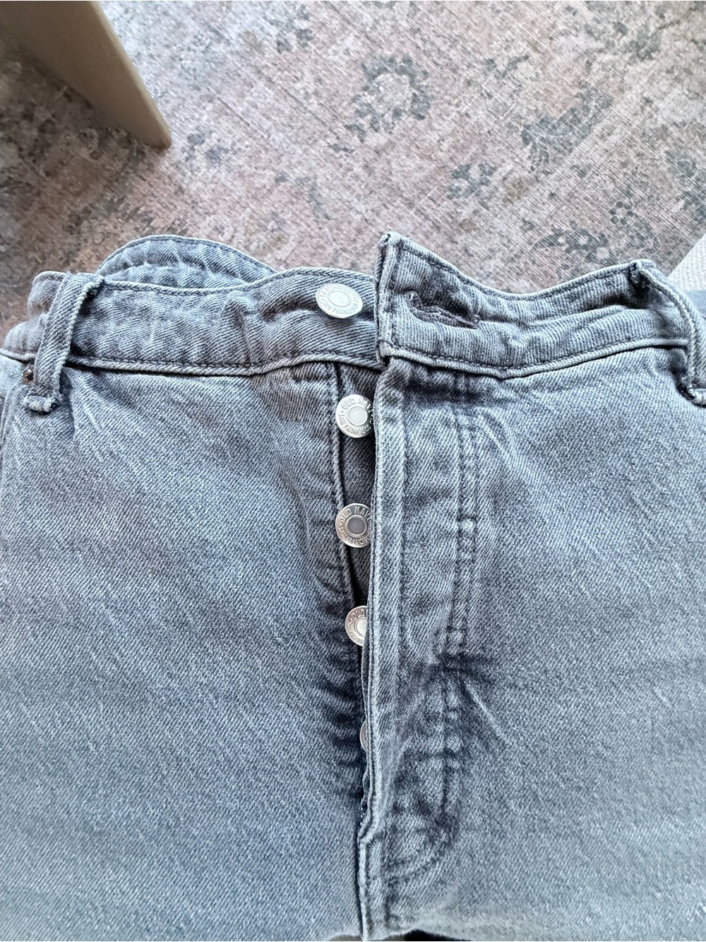 Old Navy Women's High-Rise Button-Fly Grey Jeans — Size 18